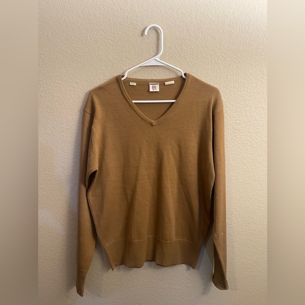 Men’s sweater